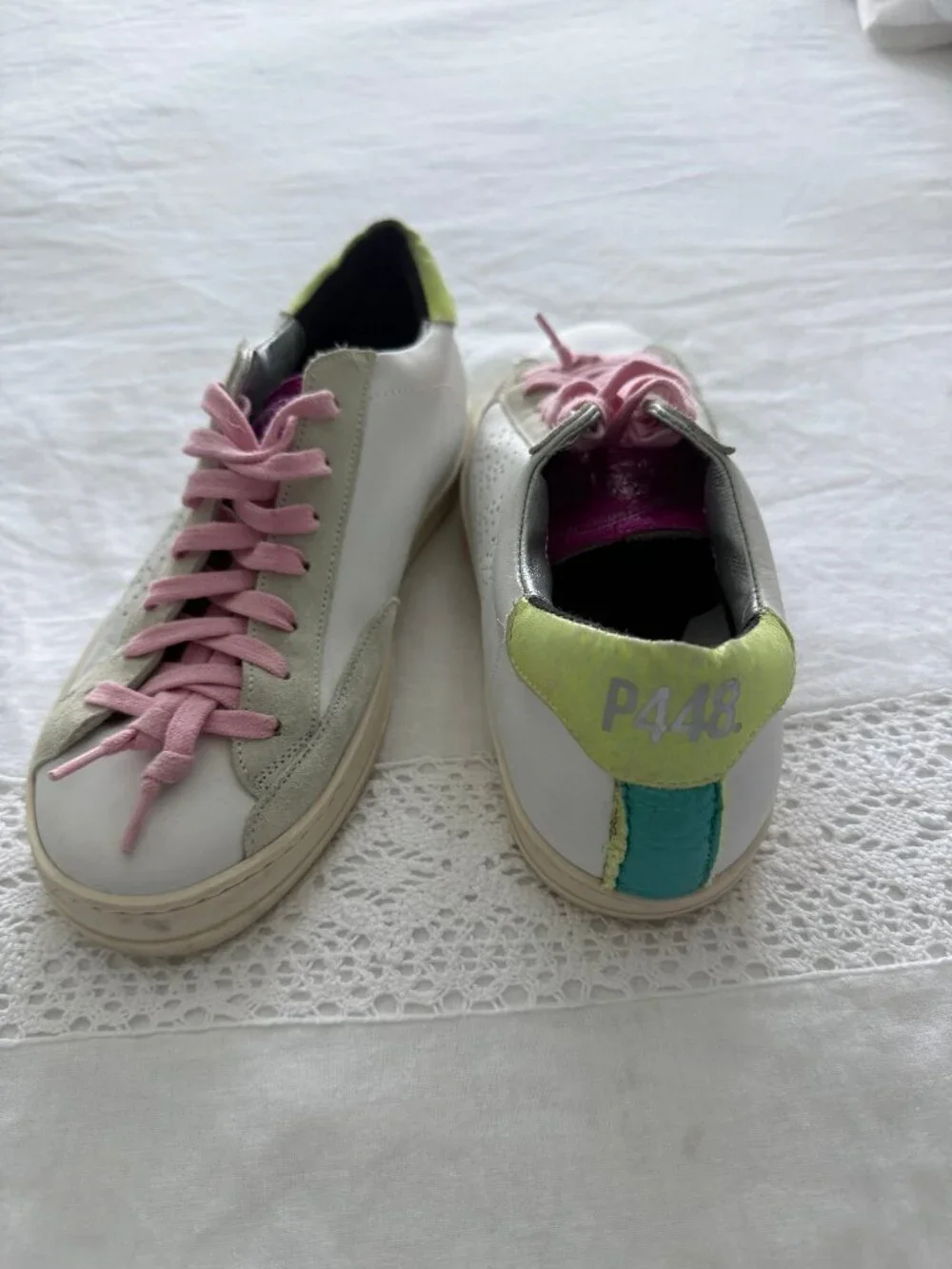 P448 John Low Top Sneakers